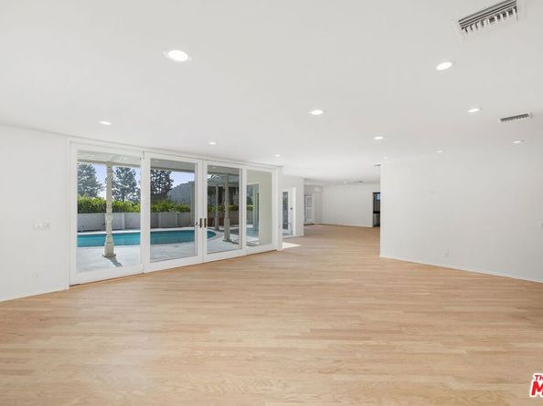 1700 Rising Glen Road, Los Angeles CA 90069