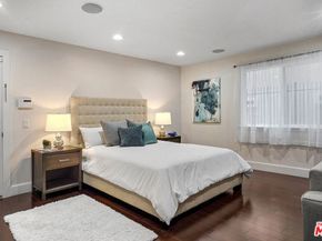 1100 N Beverly Glen Boulevard, Los Angeles CA 90077