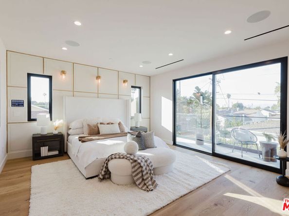 12427 Cumpston Street, Valley Village CA 91607