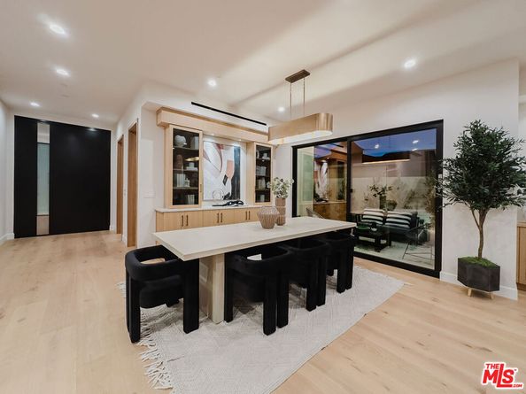 12427 Cumpston Street, Valley Village CA 91607