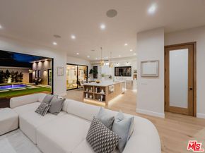 12427 Cumpston Street, Valley Village CA 91607