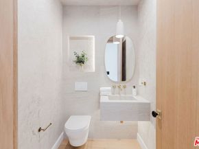 12427 Cumpston Street, Valley Village CA 91607