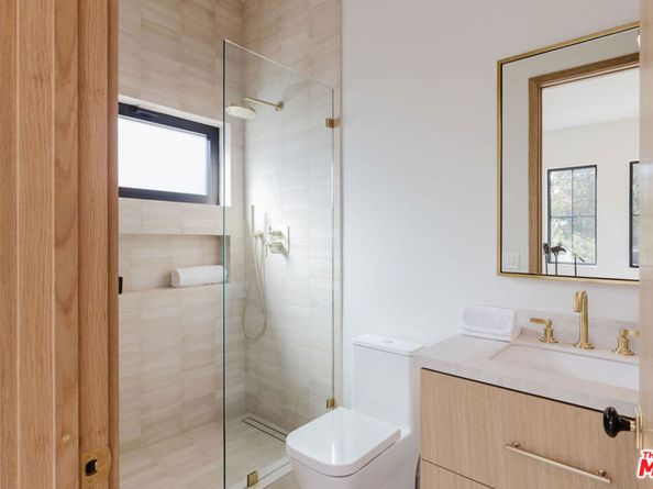 12427 Cumpston Street, Valley Village CA 91607