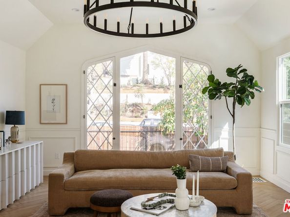 3818 Tracy Street, Los Angeles CA 90027