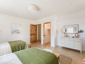 3818 Tracy Street, Los Angeles CA 90027