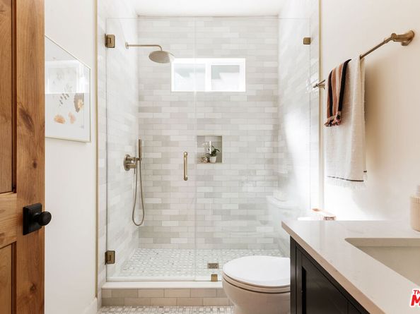 3818 Tracy Street, Los Angeles CA 90027