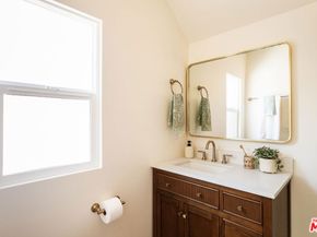 3818 Tracy Street, Los Angeles CA 90027