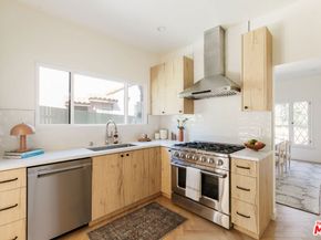 3818 Tracy Street, Los Angeles CA 90027