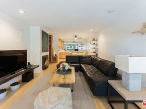 1255 10th Street 106, Santa Monica CA 90401