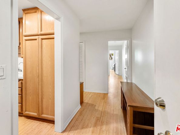 1255 10th Street 106, Santa Monica CA 90401