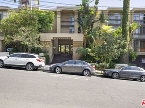 970 Palm Avenue 218, West Hollywood CA 90069