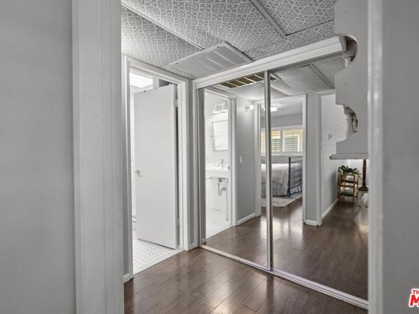 970 Palm Avenue 218, West Hollywood CA 90069