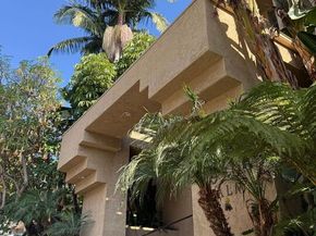 970 Palm Avenue 218, West Hollywood CA 90069