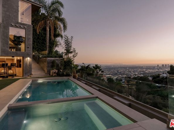 1778 Viewmont Drive, Los Angeles CA 90069