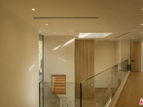 1778 Viewmont Drive, Los Angeles CA 90069