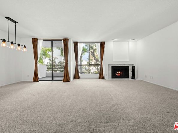 1312 S Saltair Avenue 215, Los Angeles CA 90025