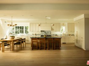 2455 23rd Street, Santa Monica CA 90405