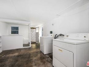 1770 Bryn Mawr Avenue, Santa Monica CA 90405