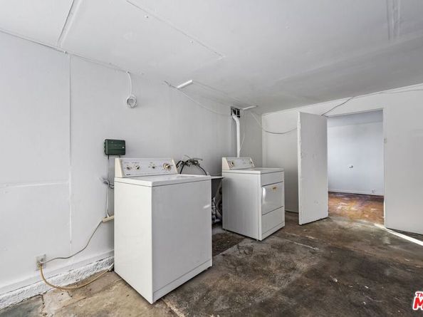 1770 Bryn Mawr Avenue, Santa Monica CA 90405