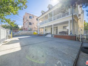 2740 James M Wood Boulevard, Los Angeles CA 90006