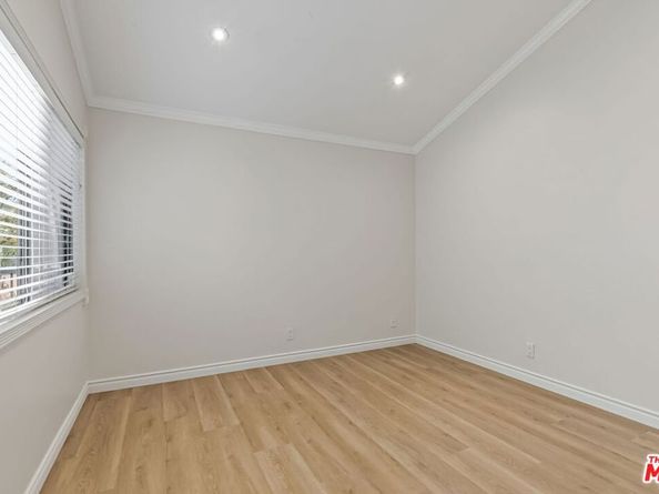 620 W Hyde Park Boulevard 313, Inglewood CA 90302