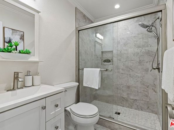 620 W Hyde Park Boulevard 313, Inglewood CA 90302