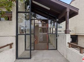 620 W Hyde Park Boulevard 313, Inglewood CA 90302