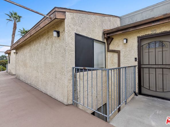 620 W Hyde Park Boulevard 313, Inglewood CA 90302