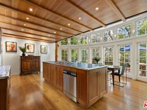 10339 Glenbarr Avenue, Los Angeles CA 90064