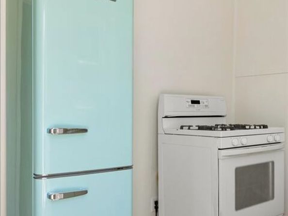 621 Isabel Street, Los Angeles CA 90065