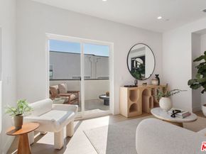 11210 Victory Boulevard, North Hollywood CA 91606