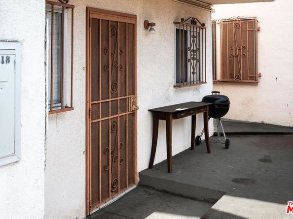 4214 W Slauson Avenue, Los Angeles CA 90043