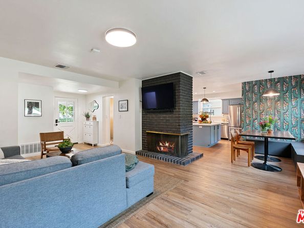 17055 Gresham Street, Sherwood Forest CA 91325