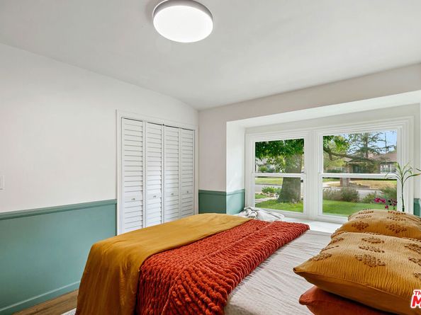 17055 Gresham Street, Sherwood Forest CA 91325