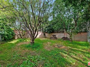 17055 Gresham Street, Sherwood Forest CA 91325