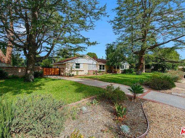 17055 Gresham Street, Sherwood Forest CA 91325