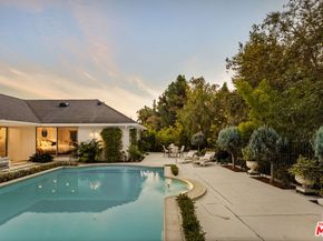 2143 N Hobart Boulevard, Los Angeles CA 90027