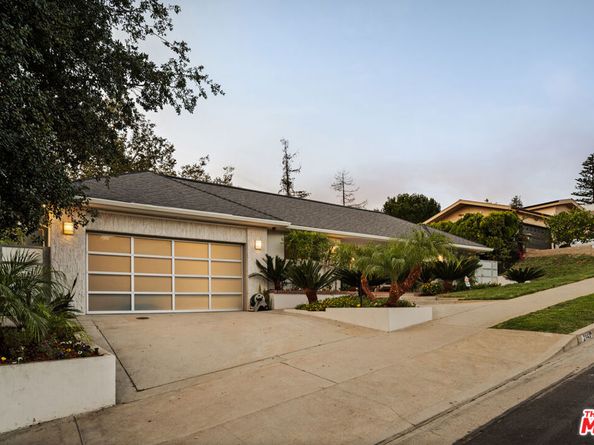 2143 N Hobart Boulevard, Los Angeles CA 90027