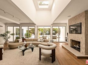 2143 N Hobart Boulevard, Los Angeles CA 90027