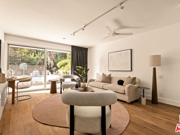 2143 N Hobart Boulevard, Los Angeles CA 90027