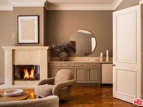 10509 Vestone Way, Los Angeles CA 90077