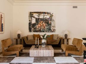 10509 Vestone Way, Los Angeles CA 90077