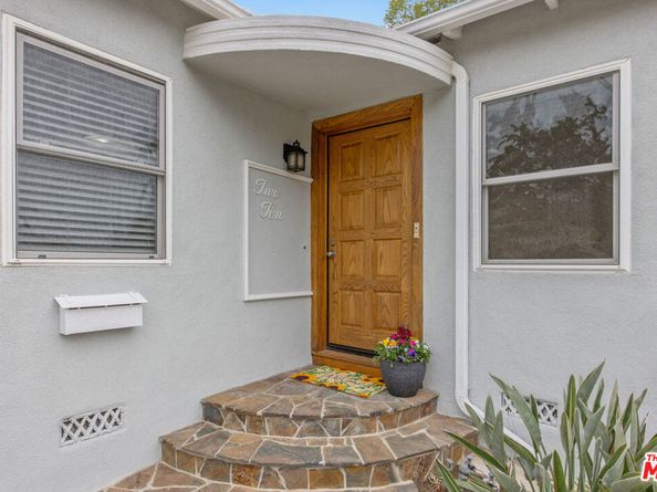 210 S Bundy Drive, Los Angeles CA 90049