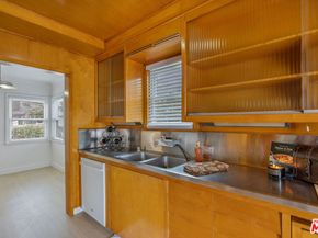 210 S Bundy Drive, Los Angeles CA 90049