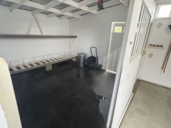 6052 Merritt Drive, Malibu CA 90265