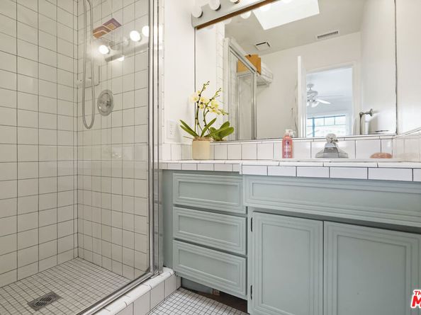 6052 Merritt Drive, Malibu CA 90265