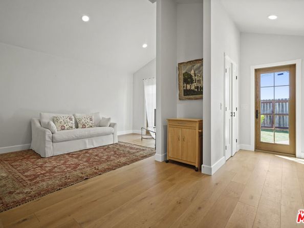 6052 Merritt Drive, Malibu CA 90265