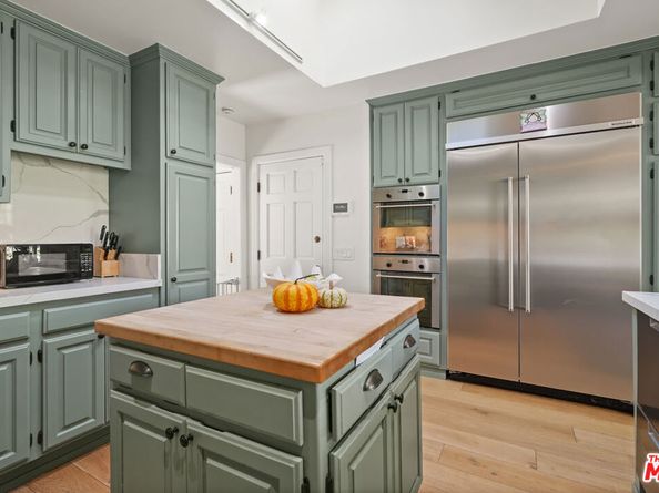 6052 Merritt Drive, Malibu CA 90265