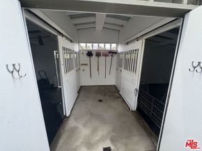 6052 Merritt Drive, Malibu CA 90265