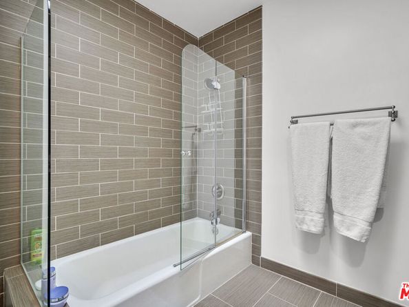 6052 Merritt Drive, Malibu CA 90265